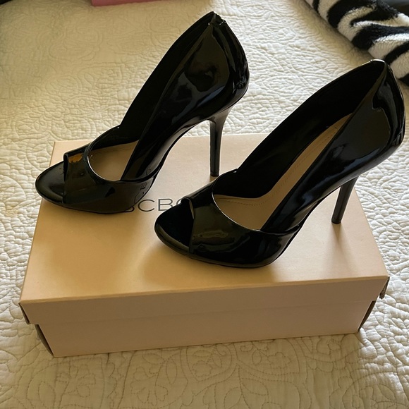 BCBGeneration Izzie 2 heel - Picture 1 of 9